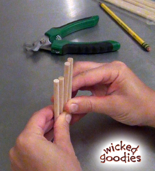 How to Use Wood Dowels in Stacked Cakes