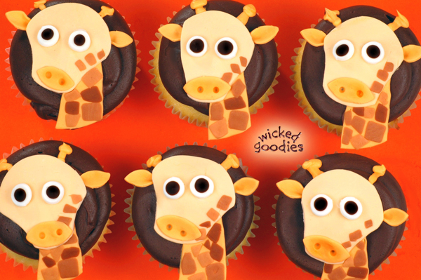 Baby Giraffe Cupcakes