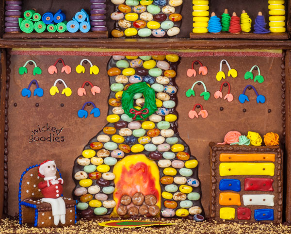 Santa's Workshop Gingerbread House