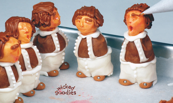 Gumpaste Oompa Loompa Figurine Tutorial