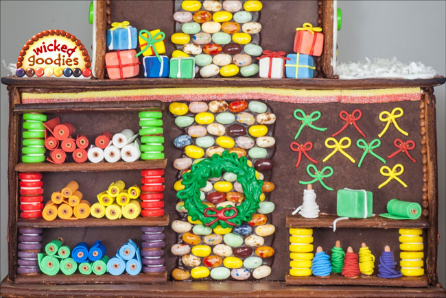 Santa's Workshop Gingerbread House