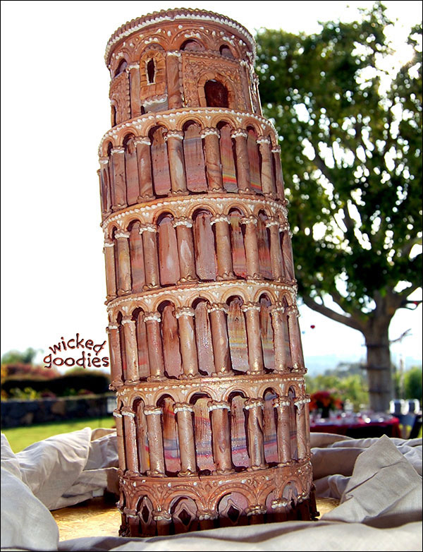 Leaning Tower of Pisa Cake