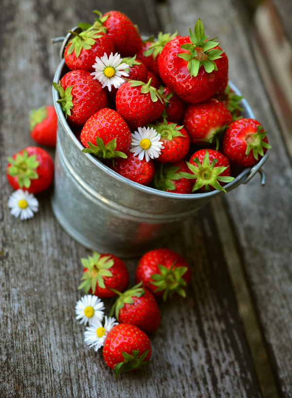 Strawberries and Cream Cake Filling Recipe