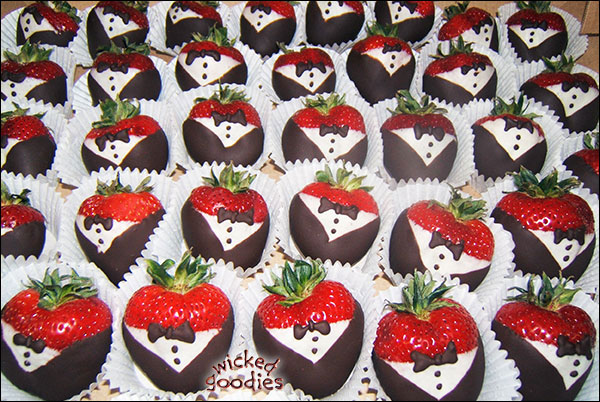 Tuxedo Strawberries