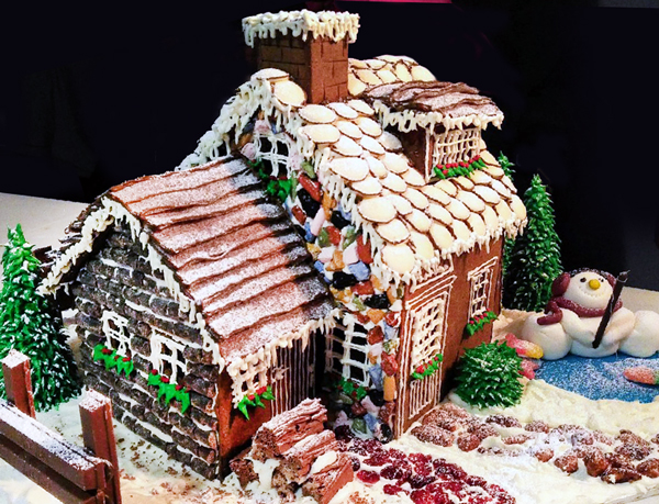 Gingerbread Ice House Made by Annie Villeneauve