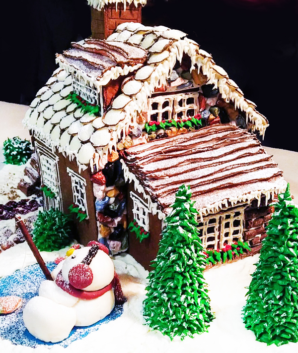 Gingerbread Ice House Made by Annie Villeneauve