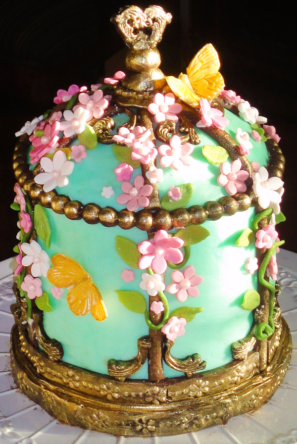 Victorian Birdcage Cake Made by Jan